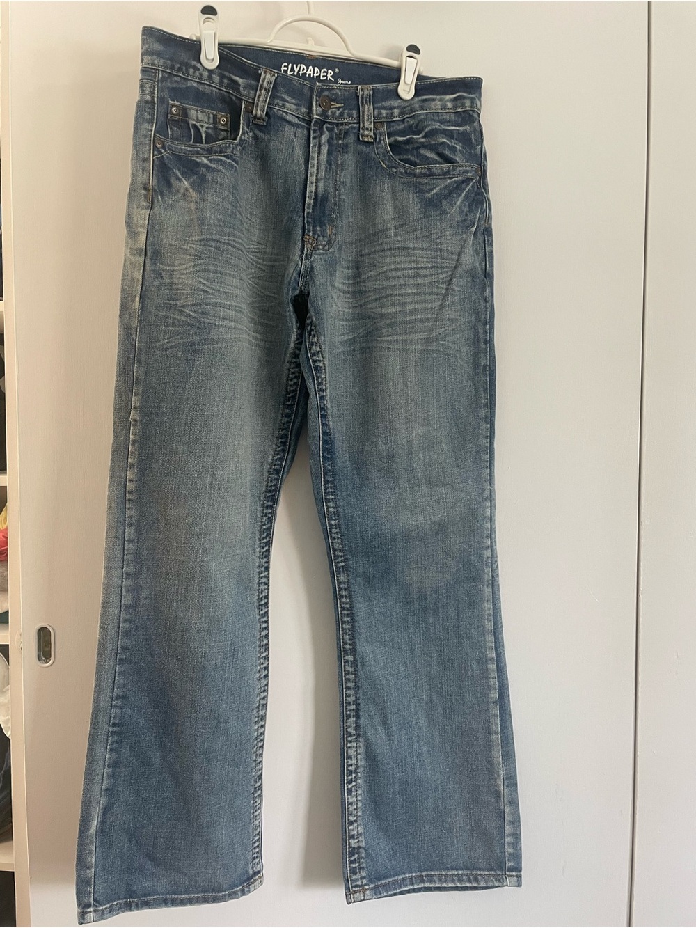 Flypaper Men’s Bootcut Light Blue Washed Jeans
